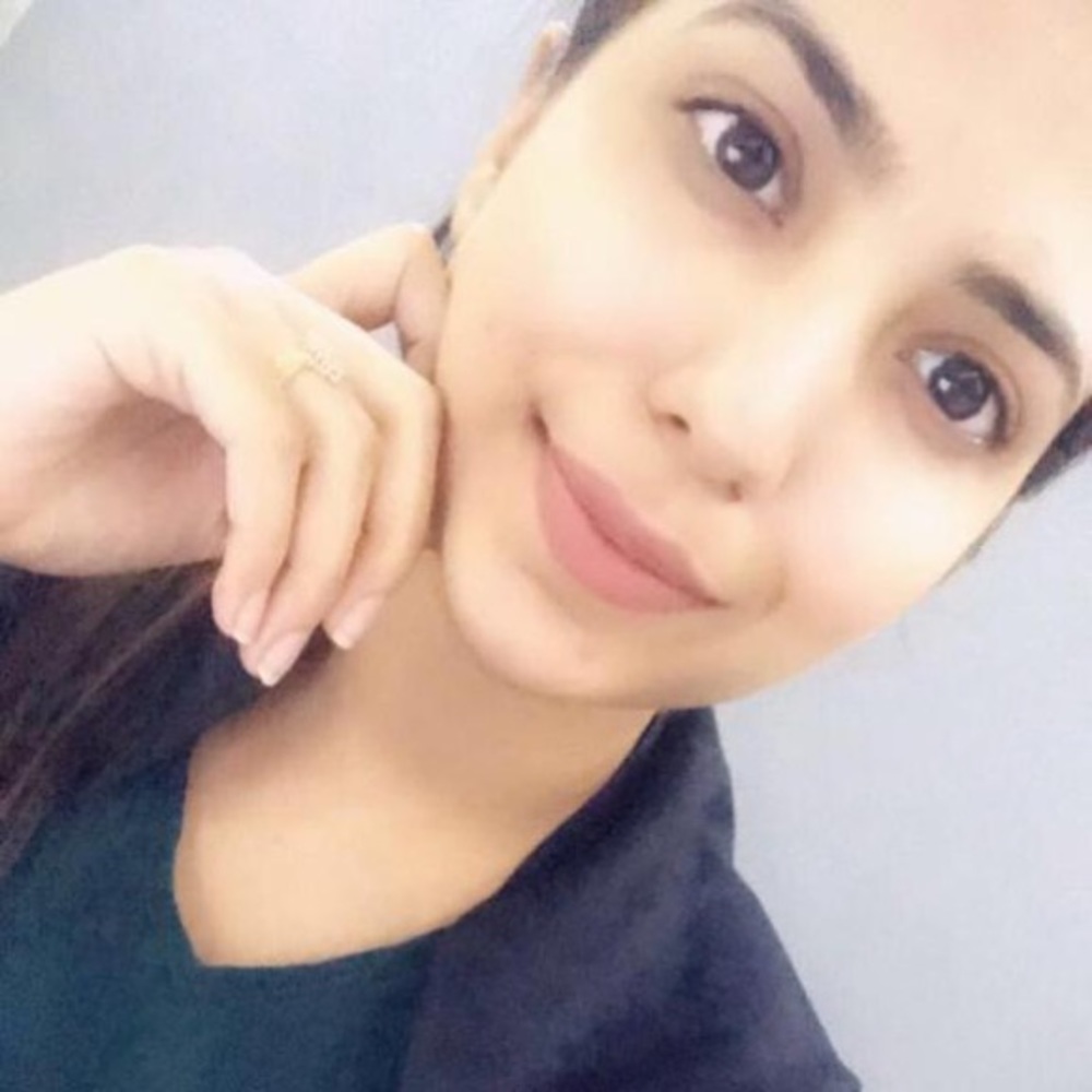 Meet your Posher, Safa